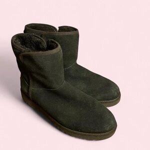 Ugg Cory II Genuine Shearling Lined Boot Women's Size 7 Black 1125792